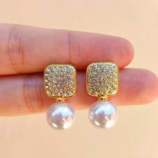 Aros colgantes con perlas (plateados o dorados)